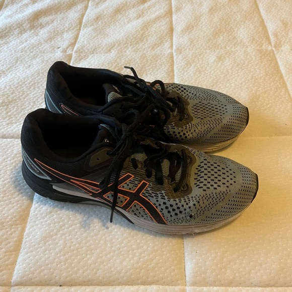 Men's Asics 1011A837 Running Shoes Size 9 - Picture 2 of 7